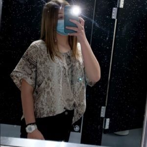 Meet your Posher, Hannah